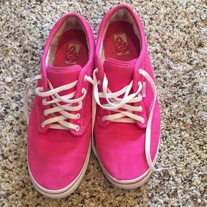 Women’s Vans Size 9- gently used condition.